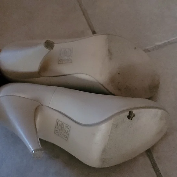 Call it Spring - Picture 4 of 6